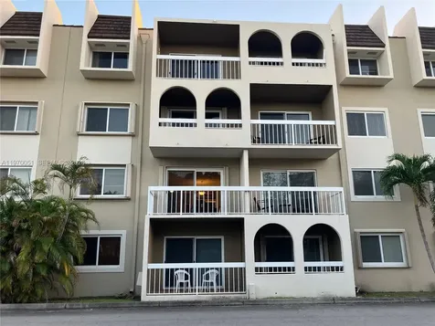 7732 Camino Real Miami FL 33143