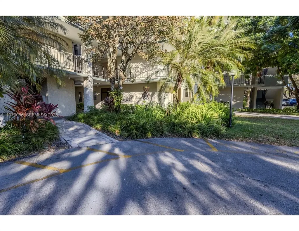 8931 N New River Canal Road Plantation FL 33324