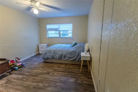 8931 N New River Canal Road Plantation FL 33324
