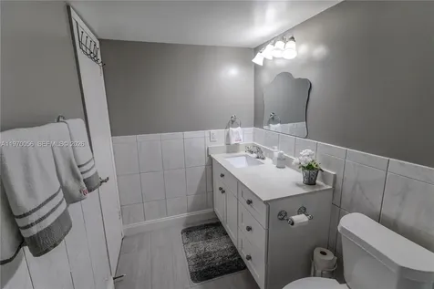 8931 N New River Canal Road Plantation FL 33324