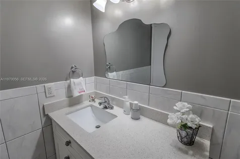 8931 N New River Canal Road Plantation FL 33324