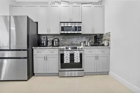 2132 NE 38th Road Homestead FL 33033