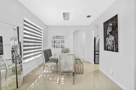 2132 NE 38th Road Homestead FL 33033