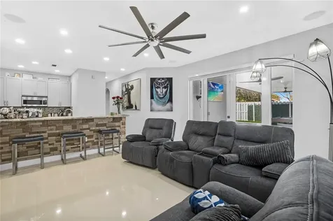 2132 NE 38th Road Homestead FL 33033