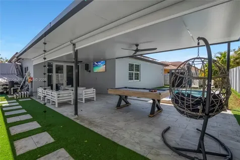 2132 NE 38th Road Homestead FL 33033