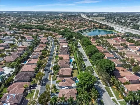 2132 NE 38th Road Homestead FL 33033