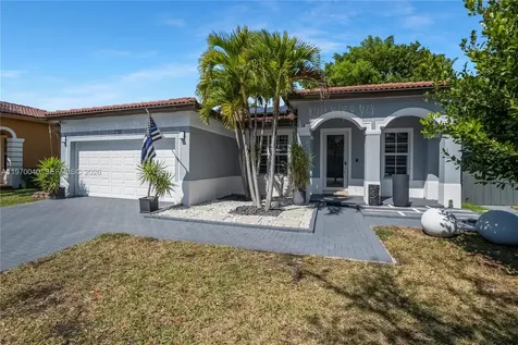 2132 NE 38th Road Homestead FL 33033