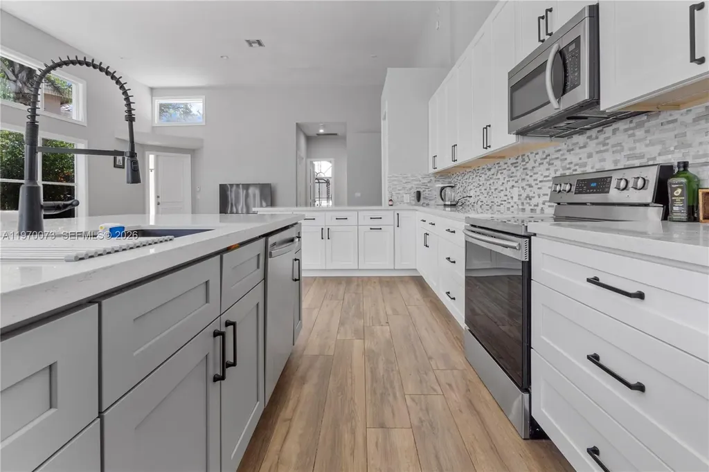 4484 NW 29th Way Boca Raton FL 33434