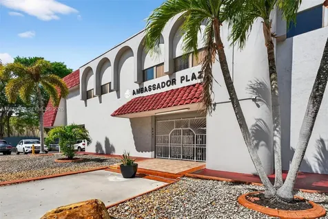 6447 Miami Lakes Drive E Miami Lakes FL 33014