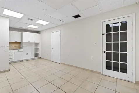 6447 Miami Lakes Drive E Miami Lakes FL 33014