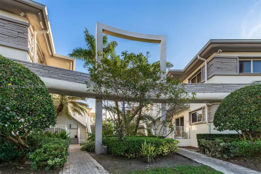 1142 99th Street Bay Harbor Islands FL 33154