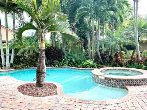 1040 Sandalwood Lane Weston FL 33326