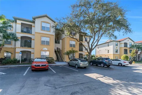 11550 Villa Grand Fort Myers FL 33913