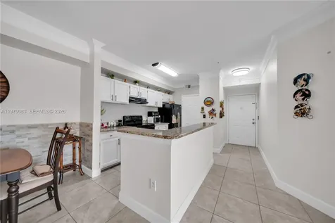 11550 Villa Grand Fort Myers FL 33913