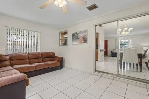 4275 NW 197th Street Miami Gardens FL 33055