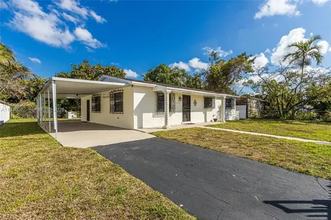 4275 NW 197th Street Miami Gardens FL 33055