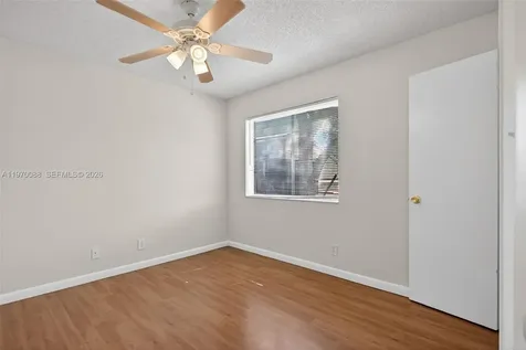 1343 Sussex Drive North Lauderdale FL 33068