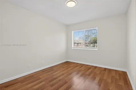 1343 Sussex Drive North Lauderdale FL 33068