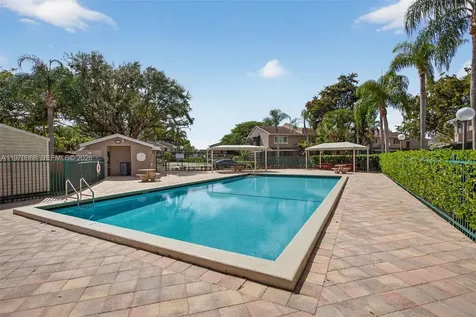 1343 Sussex Drive North Lauderdale FL 33068