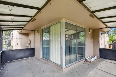 1343 Sussex Drive North Lauderdale FL 33068