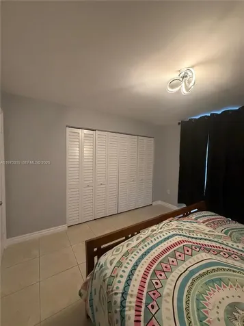 17600 N Bay Road Sunny Isles Beach FL 33160