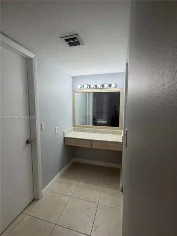 17600 N Bay Road Sunny Isles Beach FL 33160