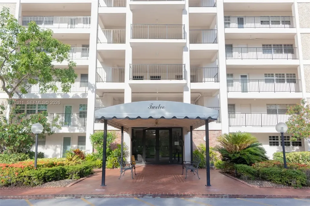 3250 N Palm Aire Drive Pompano Beach FL 33069