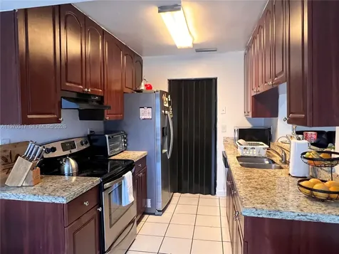 11028 SW 123rd Place Miami FL 33186