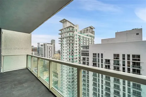 253 NE 2nd Street Miami FL 33132