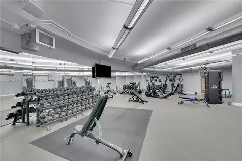 253 NE 2nd Street Miami FL 33132