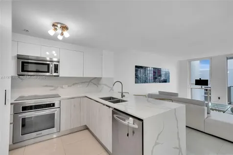 253 NE 2nd Street Miami FL 33132