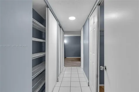 455 S Pine Island Road Plantation FL 33324