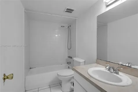 455 S Pine Island Road Plantation FL 33324