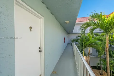 455 S Pine Island Road Plantation FL 33324