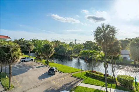 455 S Pine Island Road Plantation FL 33324