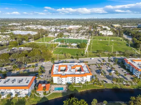 455 S Pine Island Road Plantation FL 33324