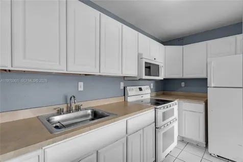 455 S Pine Island Road Plantation FL 33324