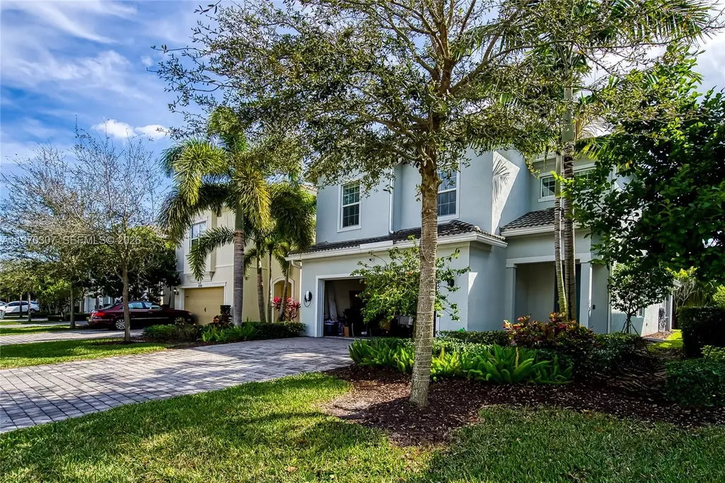 4566 Ficus Street Hollywood FL 33021