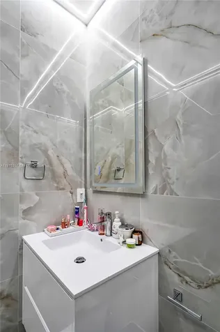 4566 Ficus Street Hollywood FL 33021