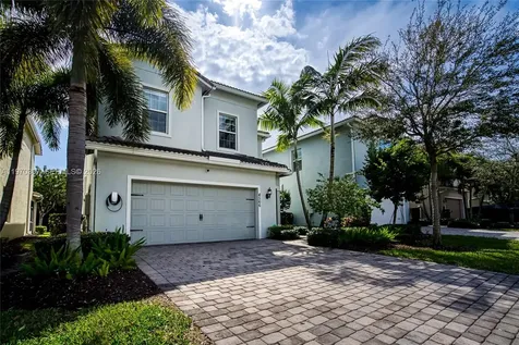 4566 Ficus Street Hollywood FL 33021