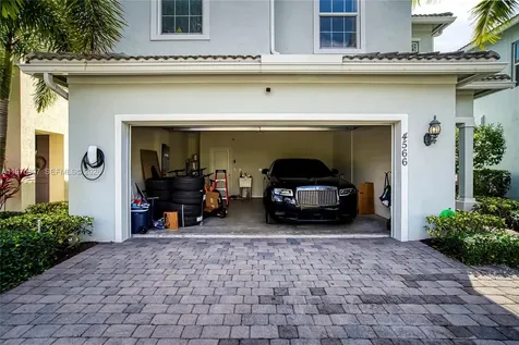 4566 Ficus Street Hollywood FL 33021