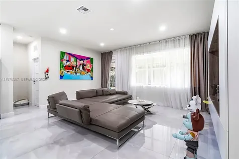 4566 Ficus Street Hollywood FL 33021