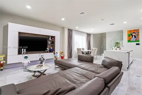 4566 Ficus Street Hollywood FL 33021