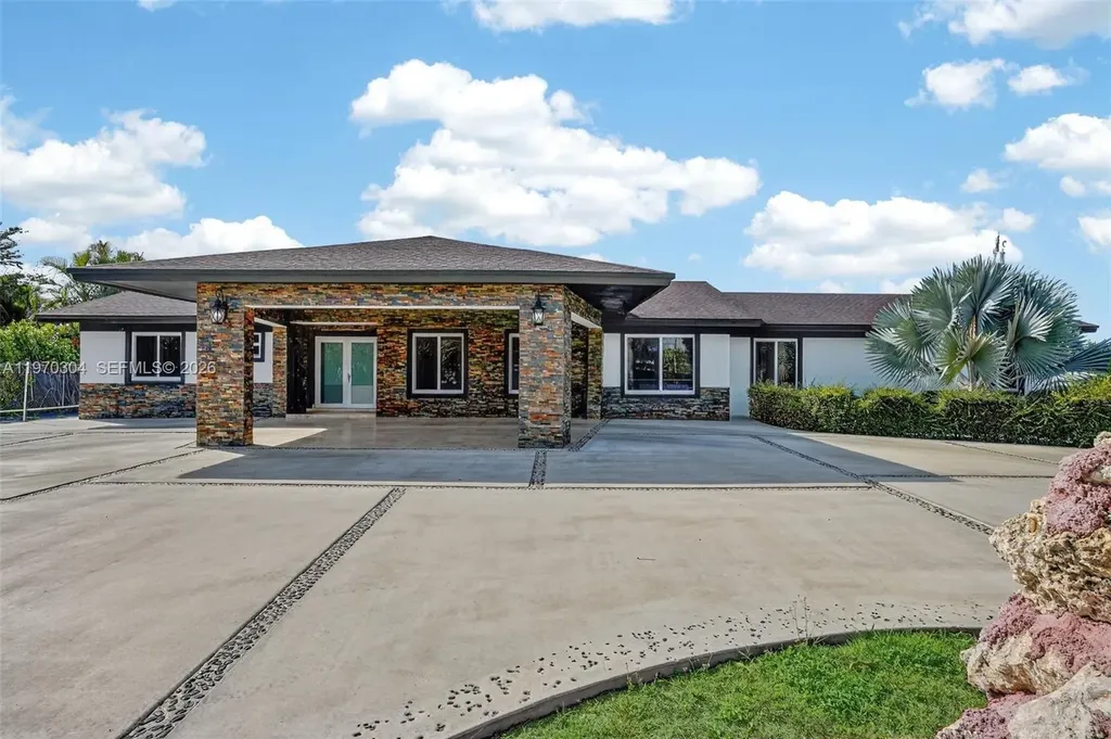19390 SW 312th Street Homestead FL 33030