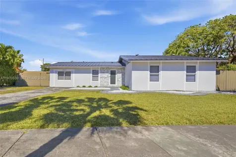 12845 SW 72nd Terrace Miami FL 33183