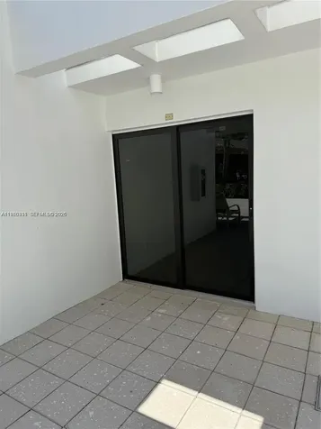 20281 E Country Club Drive Aventura FL 33180