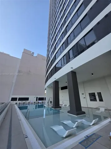 225 N Miami Avenue Miami FL 33128