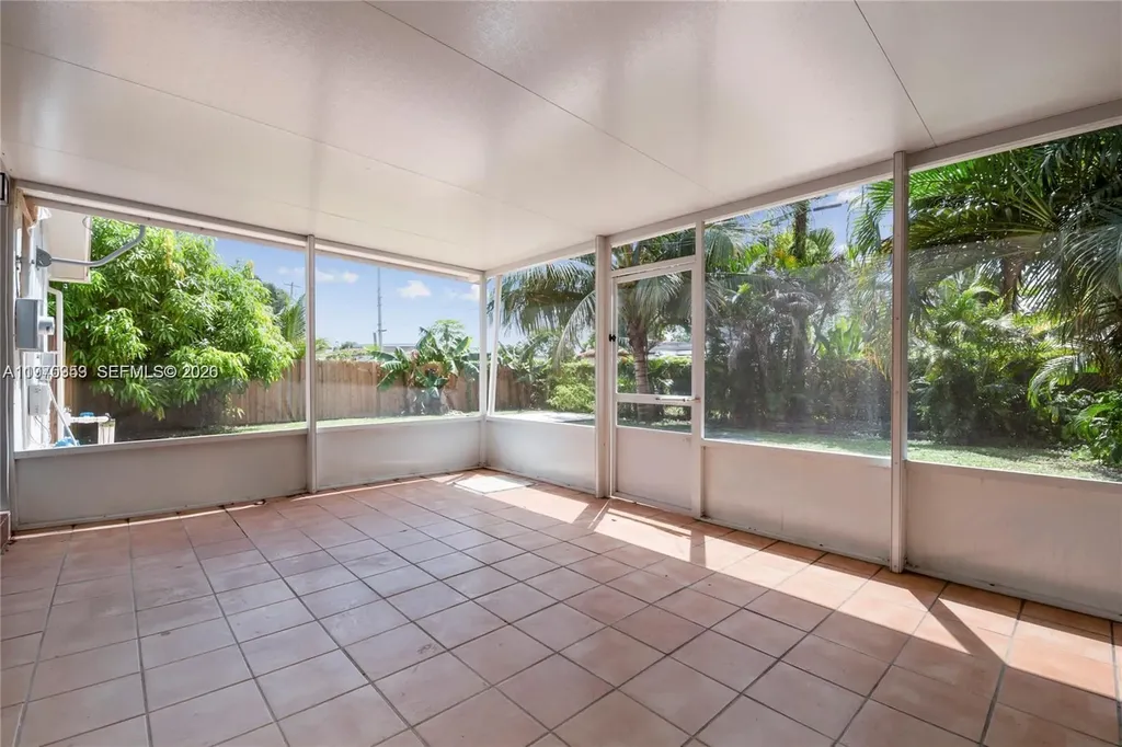 5632 Hayes Street Hollywood FL 33021