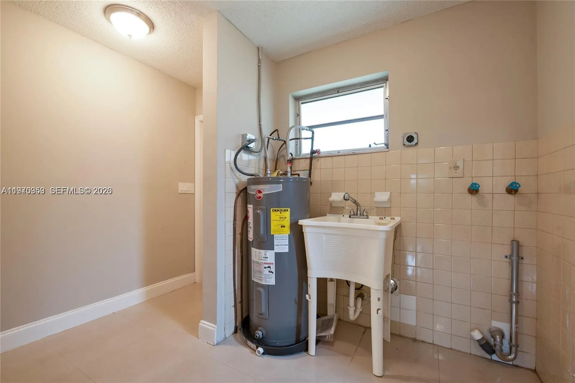 5632 Hayes Street Hollywood FL 33021