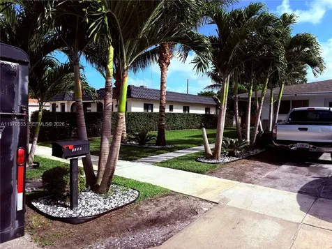 5632 Hayes Street Hollywood FL 33021
